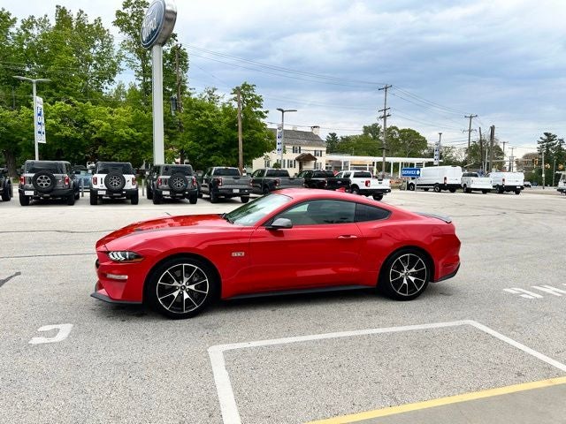 2021 Ford Mustang EcoBoost