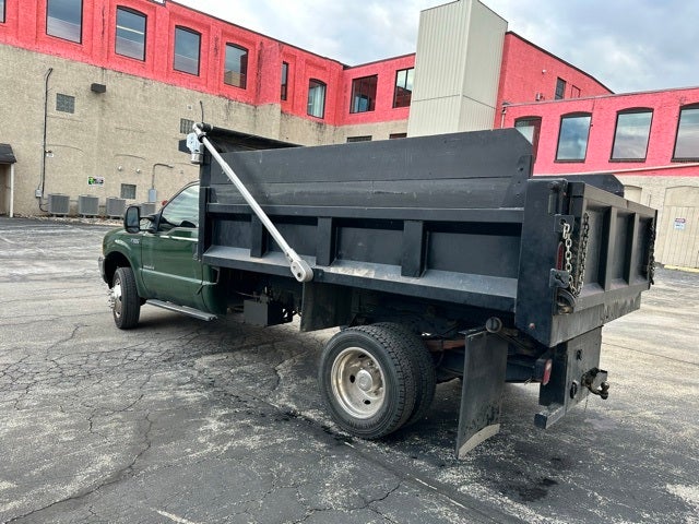 2001 Ford Super Duty F-550 XL