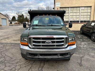 2001 Ford Super Duty F-550 XL