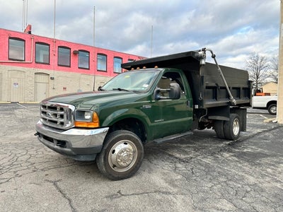 2001 Ford Super Duty F-550 XL