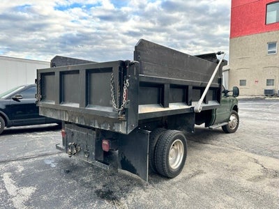 2001 Ford Super Duty F-550 XL