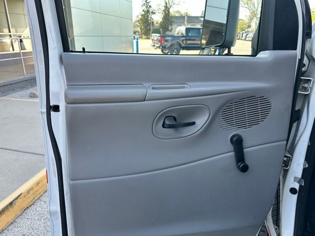 2008 Ford Econoline Commercial Cutaway Base