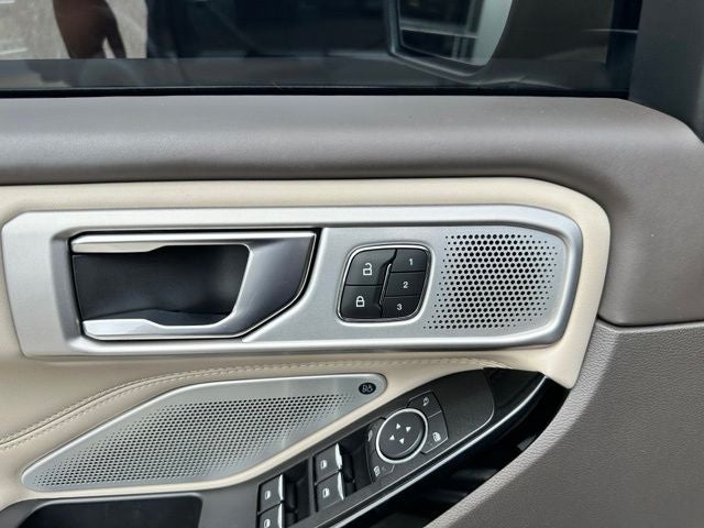 2021 Ford Explorer Platinum