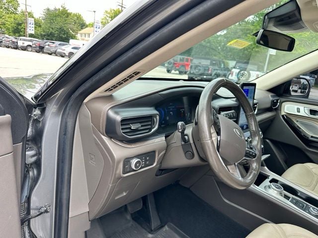 2021 Ford Explorer Platinum