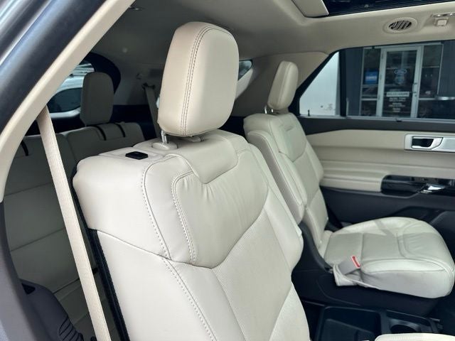 2021 Ford Explorer Platinum