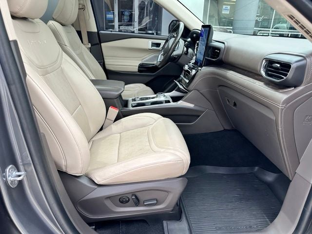 2021 Ford Explorer Platinum