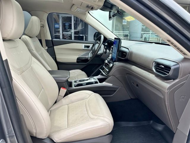 2021 Ford Explorer Platinum
