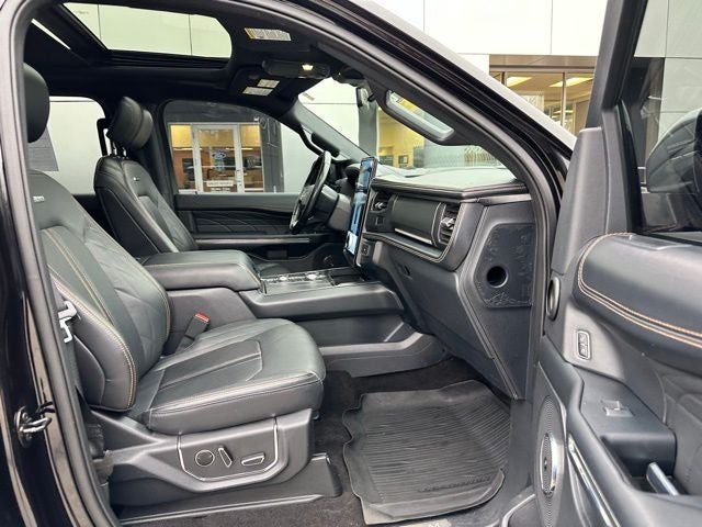 2022 Ford Expedition Max Platinum