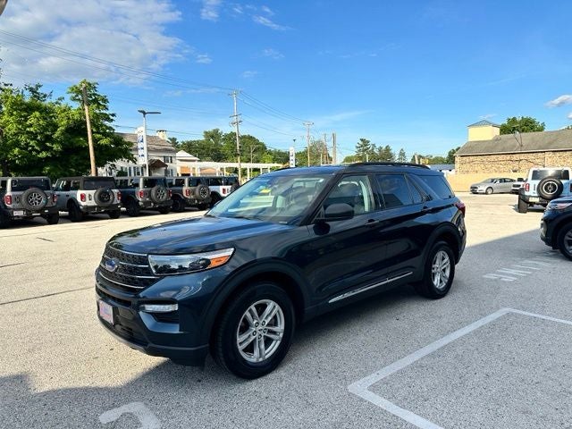 2023 Ford Explorer XLT