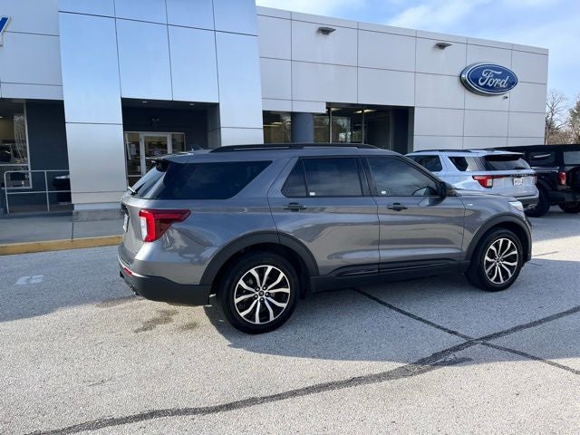 2022 Ford Explorer ST-Line