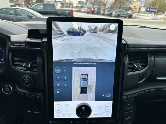 2023 Ford F-150 Lightning Platinum