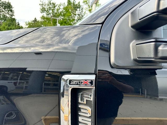 2022 Ford Super Duty F-350 SRW XL