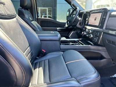 2024 Ford Super Duty F-350 SRW Platinum