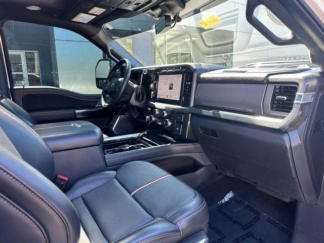 2024 Ford Super Duty F-350 SRW Platinum