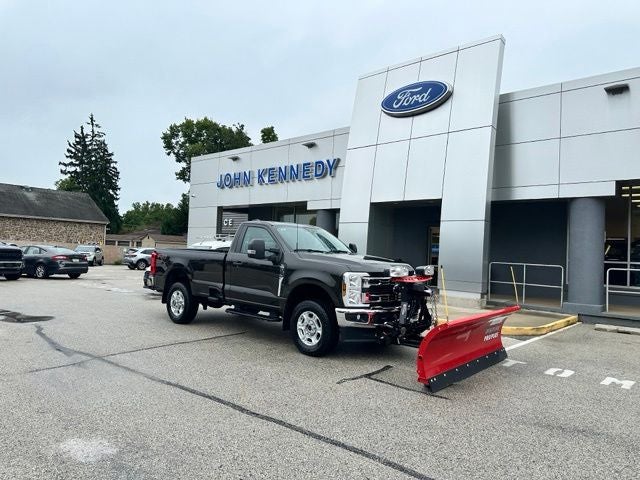 2025 Ford Super Duty F-350 SRW XLT