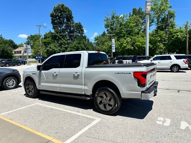 2023 Ford F-150 Lightning LARIAT