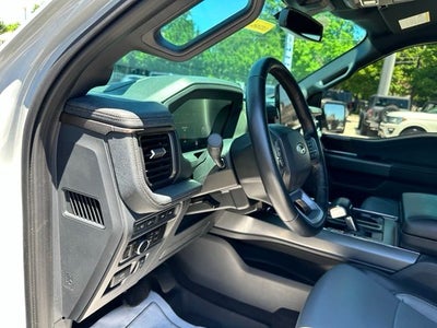 2023 Ford F-150 Lightning LARIAT
