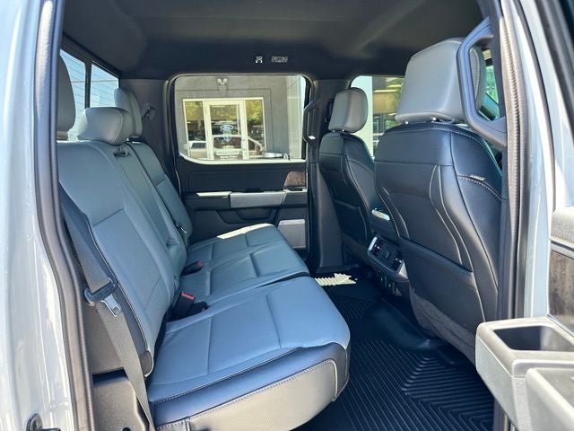 2023 Ford F-150 Lightning LARIAT