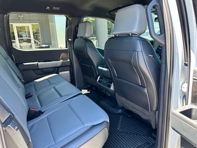 2023 Ford F-150 Lightning LARIAT