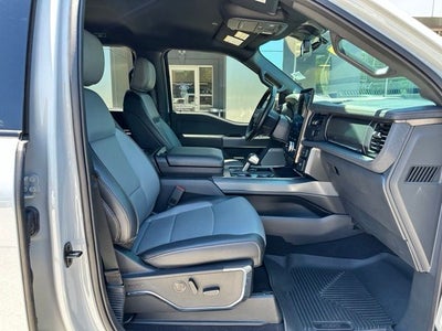 2023 Ford F-150 Lightning LARIAT