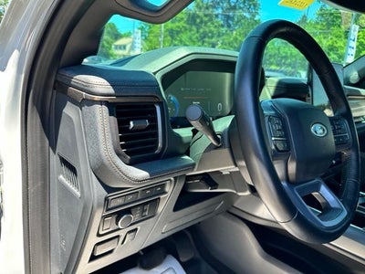 2023 Ford F-150 Lightning LARIAT