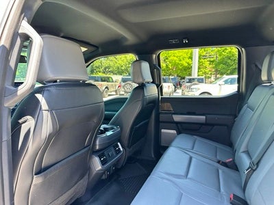 2023 Ford F-150 Lightning LARIAT