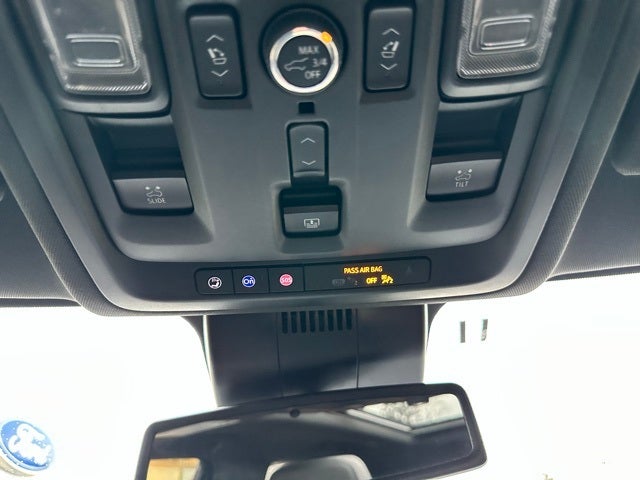 2023 Chevrolet Suburban RST