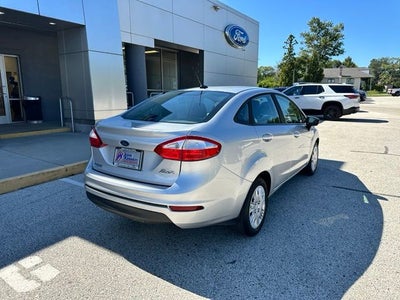 2016 Ford Fiesta S