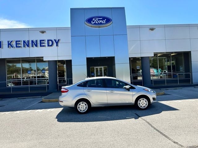 2016 Ford Fiesta S