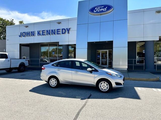2016 Ford Fiesta S