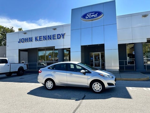2016 Ford Fiesta S