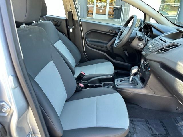 2016 Ford Fiesta S