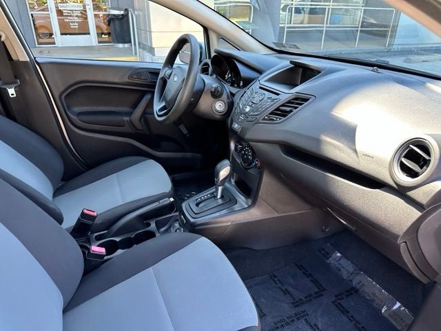 2016 Ford Fiesta S