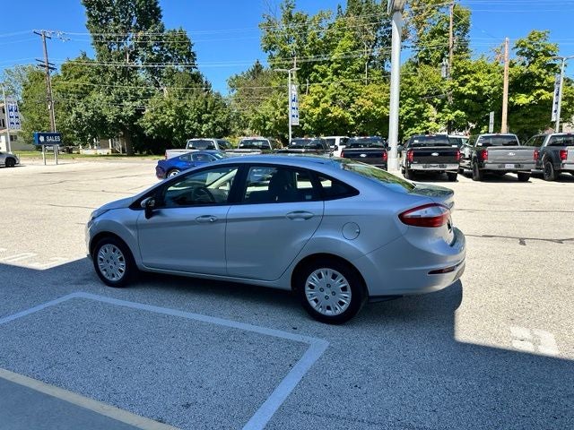 2016 Ford Fiesta S