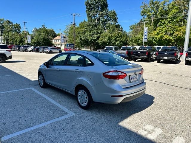 2016 Ford Fiesta S