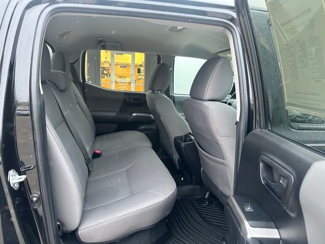 2022 Toyota Tacoma 4WD SR