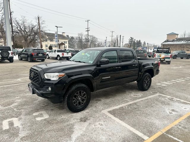 2022 Toyota Tacoma 4WD SR