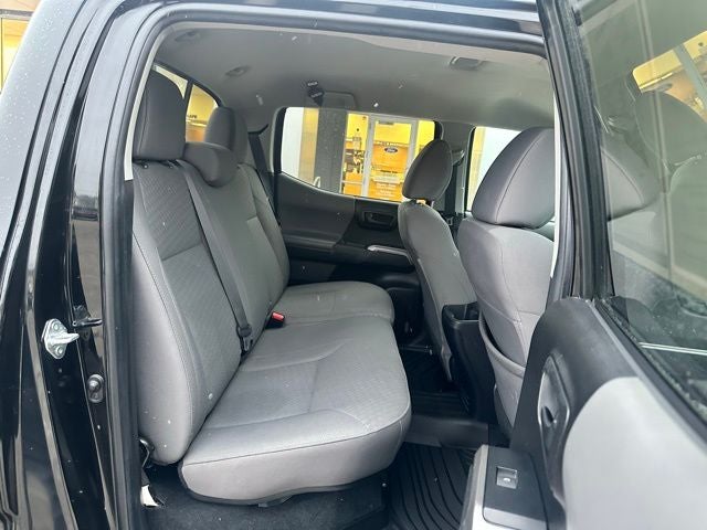 2022 Toyota Tacoma 4WD SR