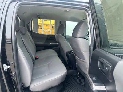 2022 Toyota Tacoma 4WD SR