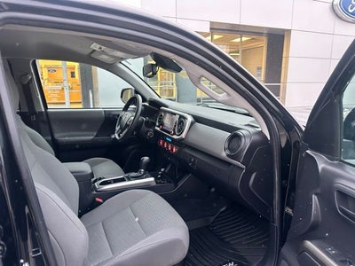 2022 Toyota Tacoma 4WD SR