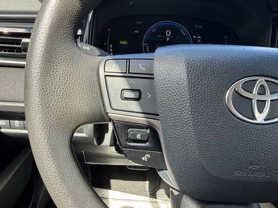 2025 Toyota Camry LE