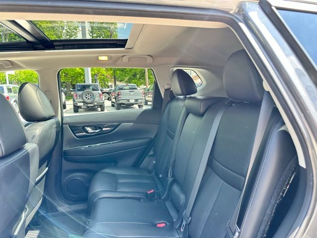 2020 Nissan Rogue SL