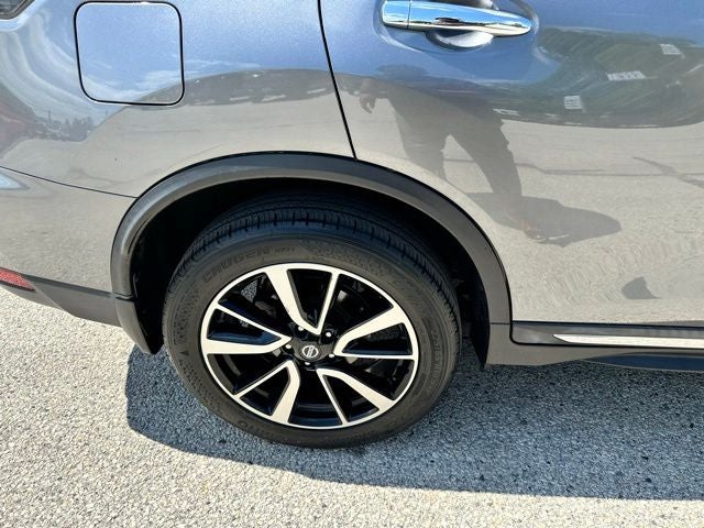 2020 Nissan Rogue SL