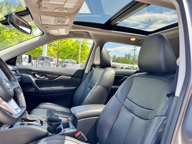 2020 Nissan Rogue SL