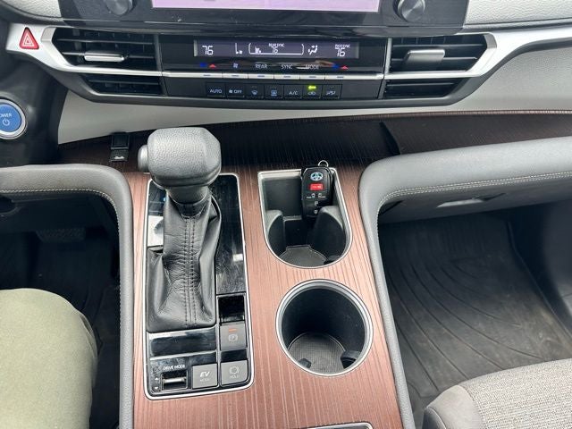 2021 Toyota Sienna LE