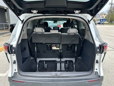 2021 Toyota Sienna LE