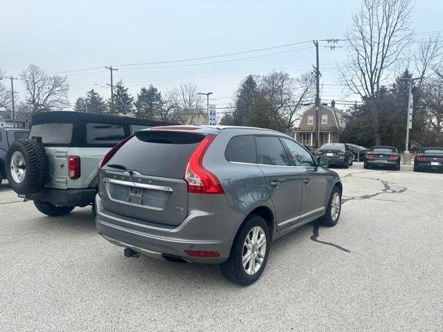 2016 Volvo XC60 T5 Premier