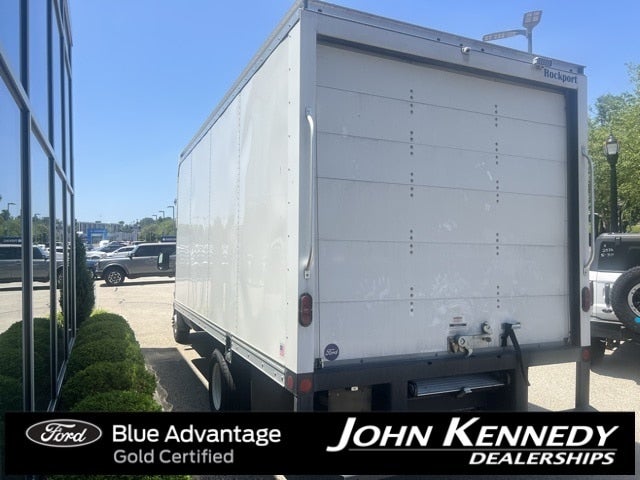 2025 Ford E-350SD Base Cutaway