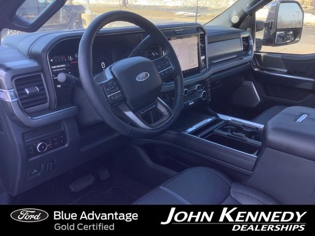 2025 Ford F-450SD Platinum DRW