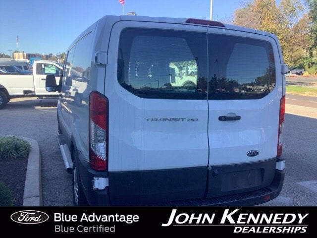 2022 Ford Transit-250 Base
